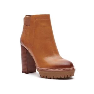Vince Camuto Erinia Lug Sole Platform Booties - NEW